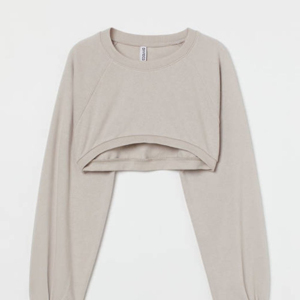 H&M cropped grey sweater